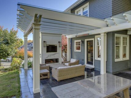 outdoor patio fireplace