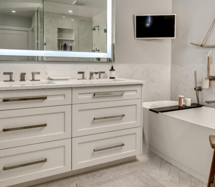 modern double sink with bath tub